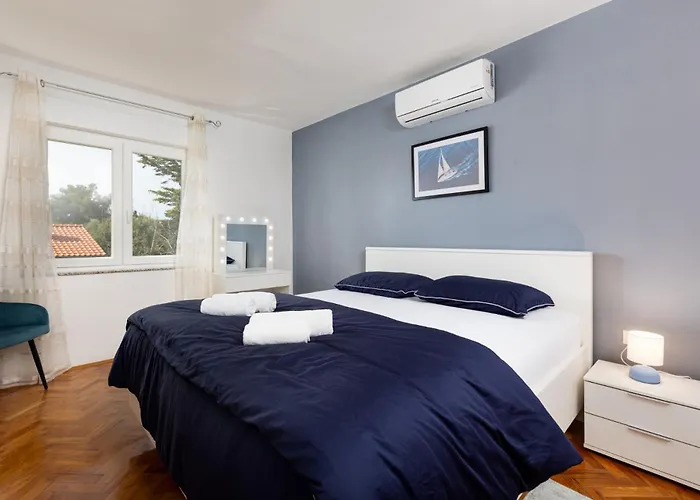Marin Krk Apartamento Krk Town